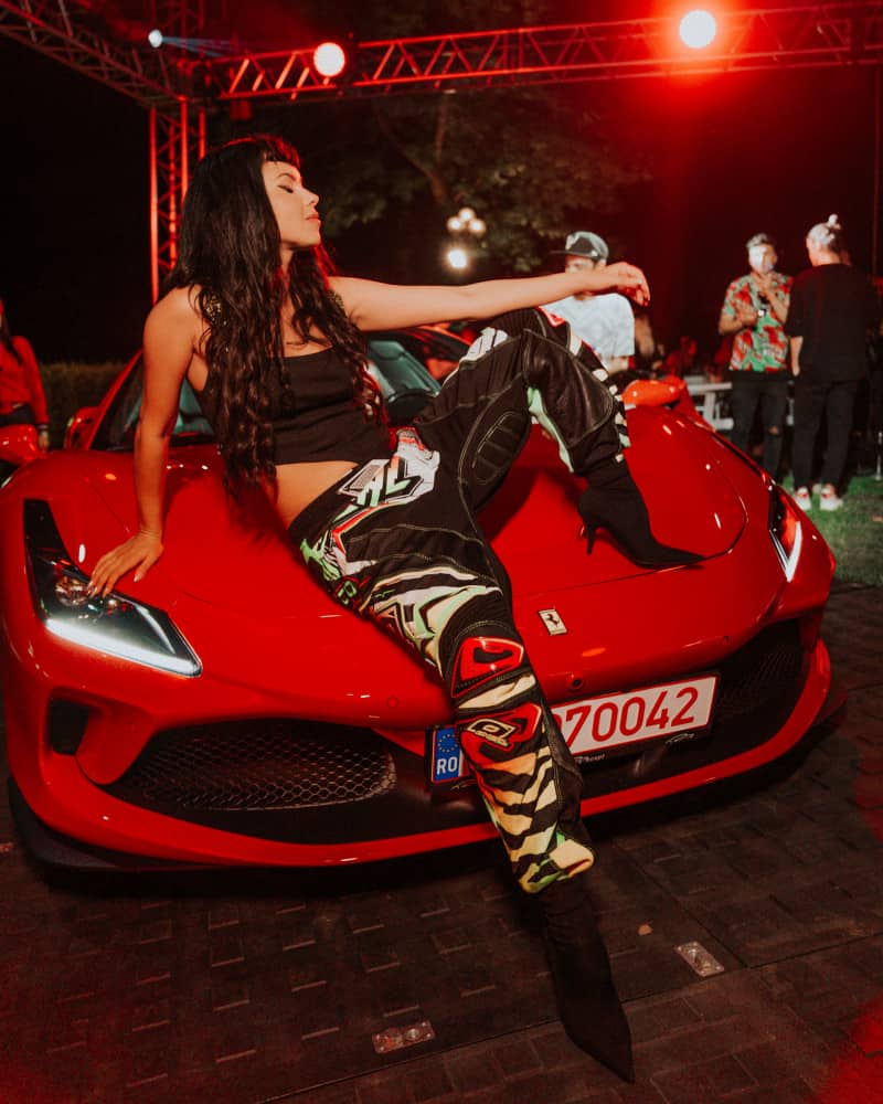 Justin Bieber și Kim Kardashian, pe lista neagră a Ferrari! Ce i-a determinat pe italieni să ia măsura asta? Și Inna ar fi în aceeași situație