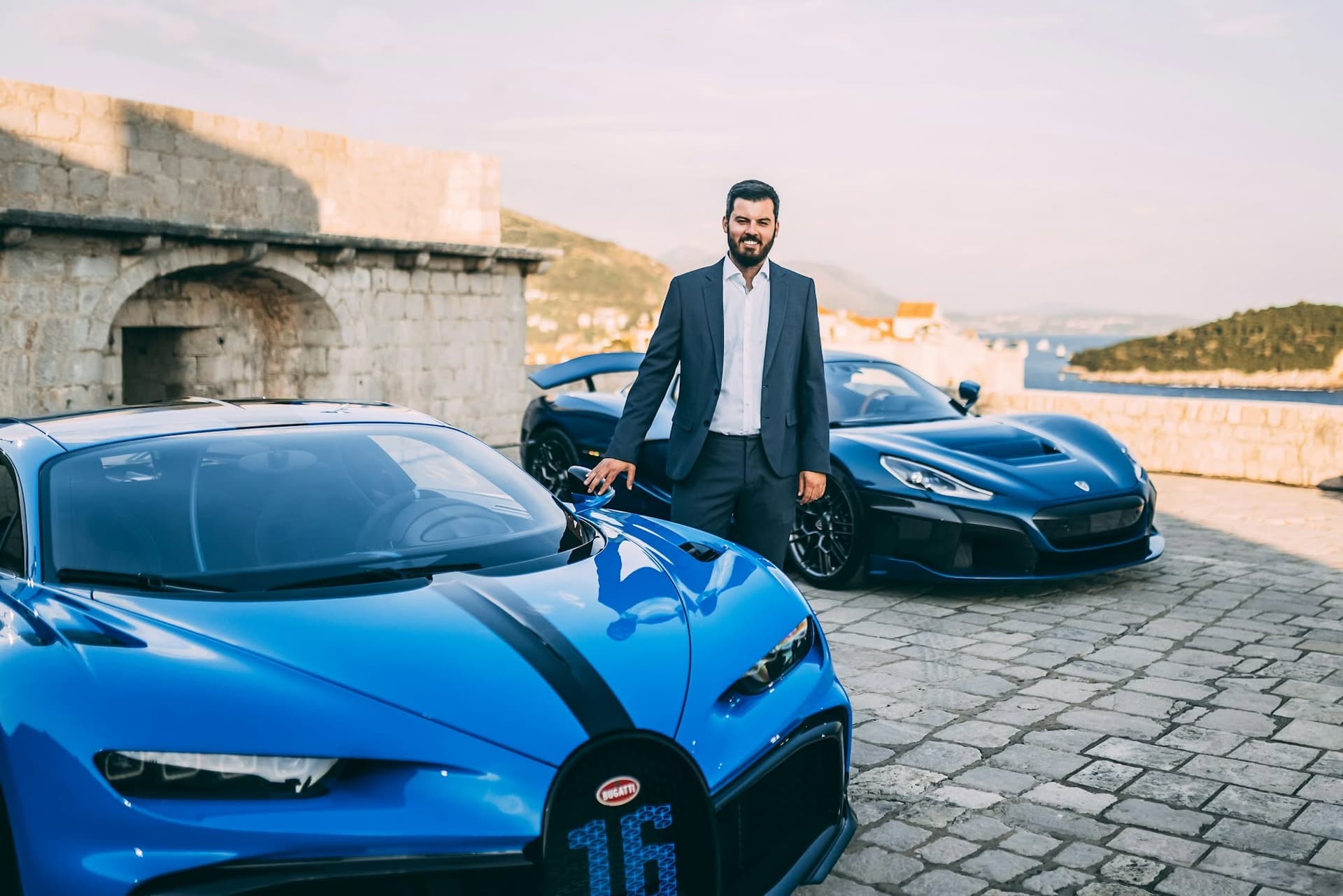 Mate Rimac, tânărul miliardar care preia controlul Bugatti. La 38 de ani, devine șeful uneia dintre cele mai scumpe mărci auto din lume!