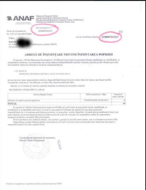 ANAF loveşte crunt! A blocat conturile unei bătrâne de 83 de ani care vinde pătrunjel