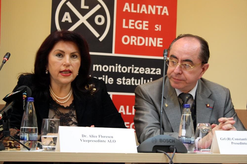 Mama DIANEI ȘOȘOACĂ este în MASONERIE! Și-a împins fiica în politică cu ajutorul rezerviștilor din servicii și armată