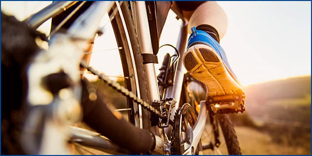Activitățile în aer liber fac oamenii mai fericiți, iar acest lucru îl confirmă și încasările magazinelor de articole sportive