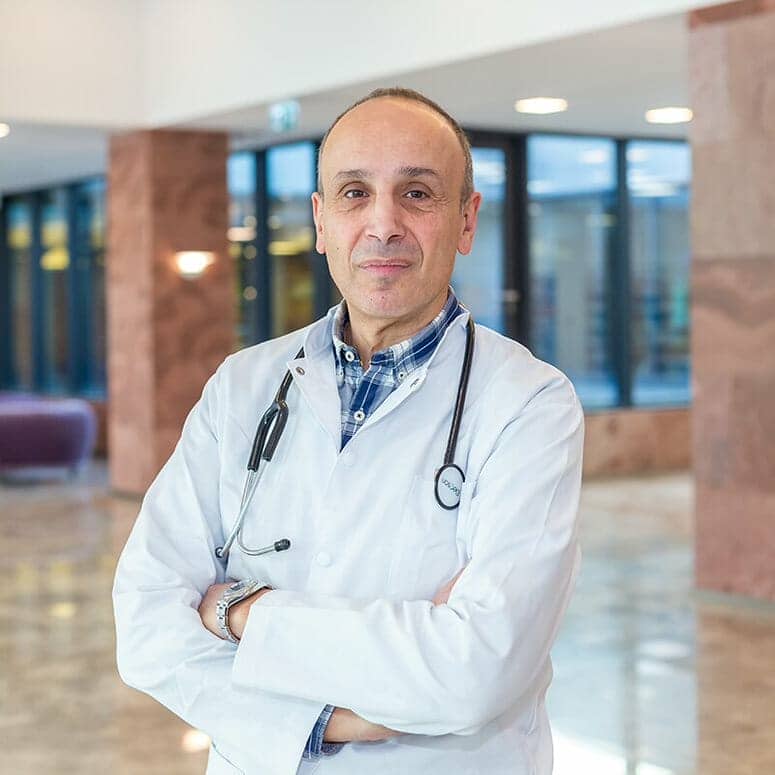 Enayati Medical City: orașul medical ce pune la dispoziția pacientului vârstnic servicii medicale la standarde europene