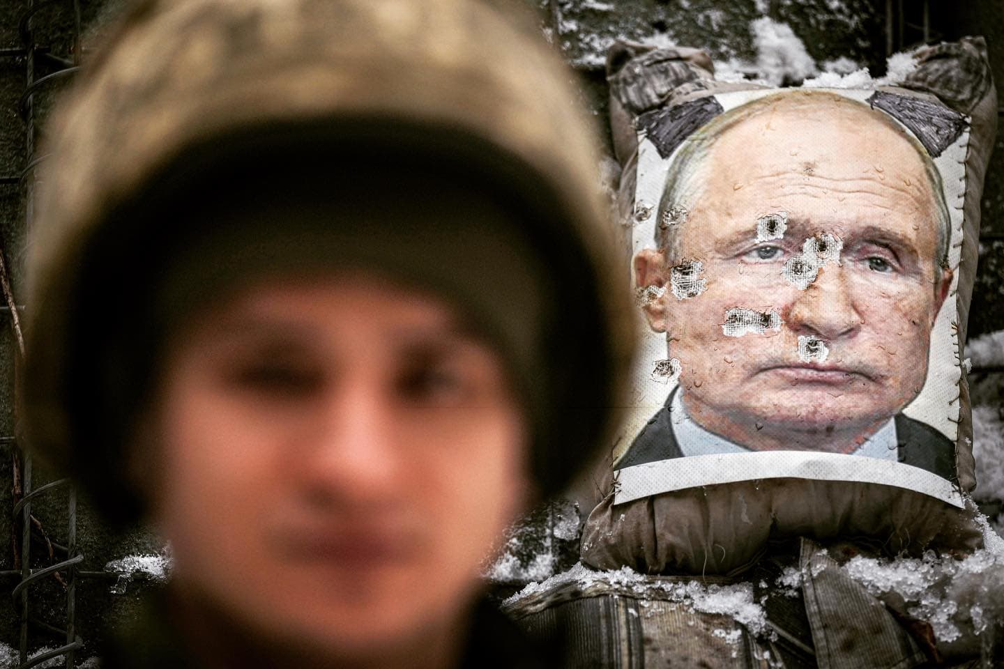 Putin, ”împușcat” în Ucraina de Est! Foto de senzație