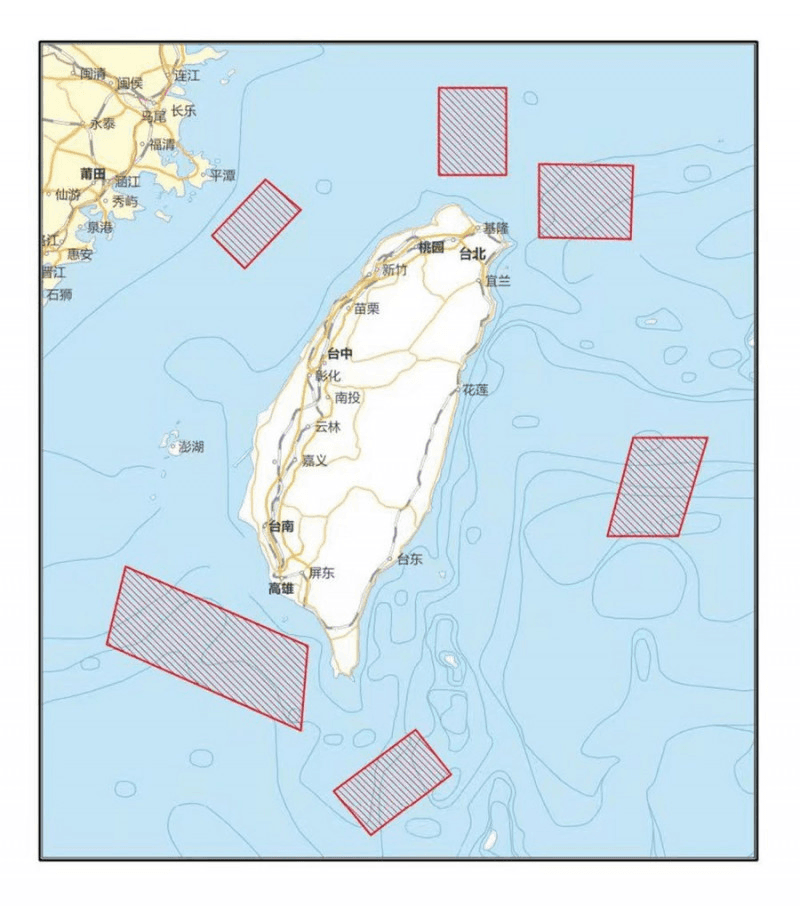 Operațiuni militare masive în strâmtoarea Taiwan. China a lansat rachete balistice