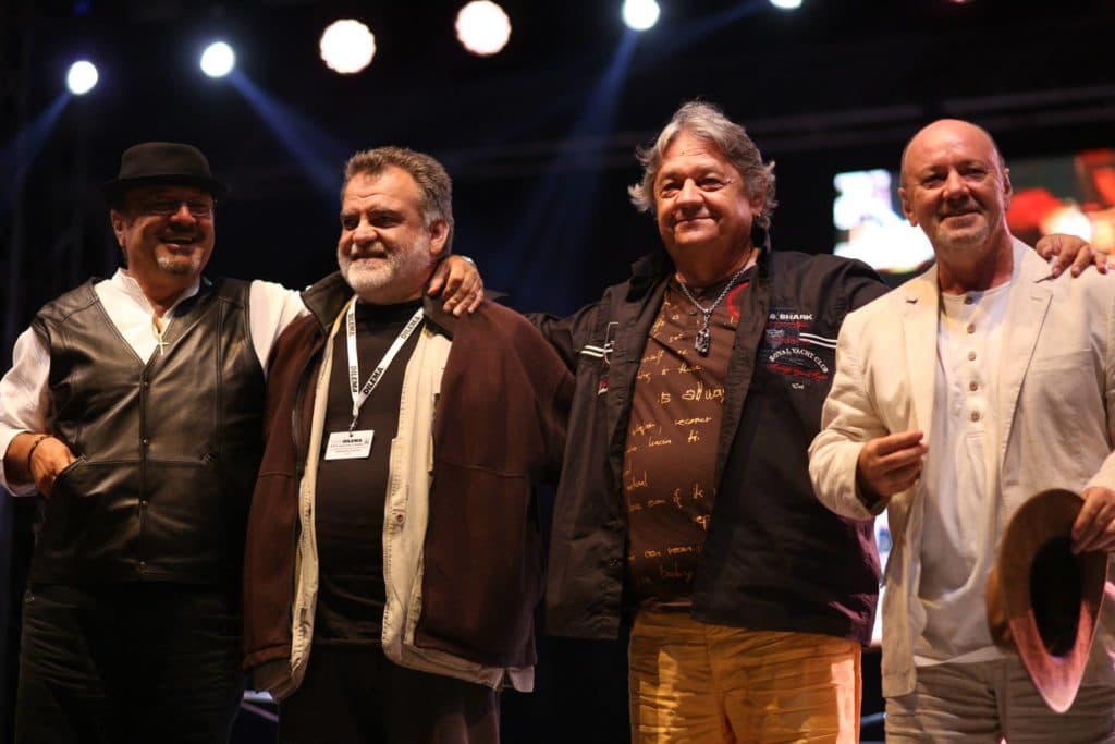 ”Corifeii” Alifantis, Andrieș, Baniciu și Vintilă, ultimul spectacol împreună. ”Vă invităm la ultimul bal, The Last Walz”