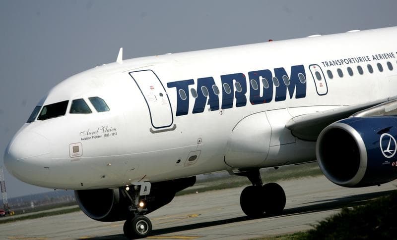 Cui a vândut TAROM acțiunile la RFS
