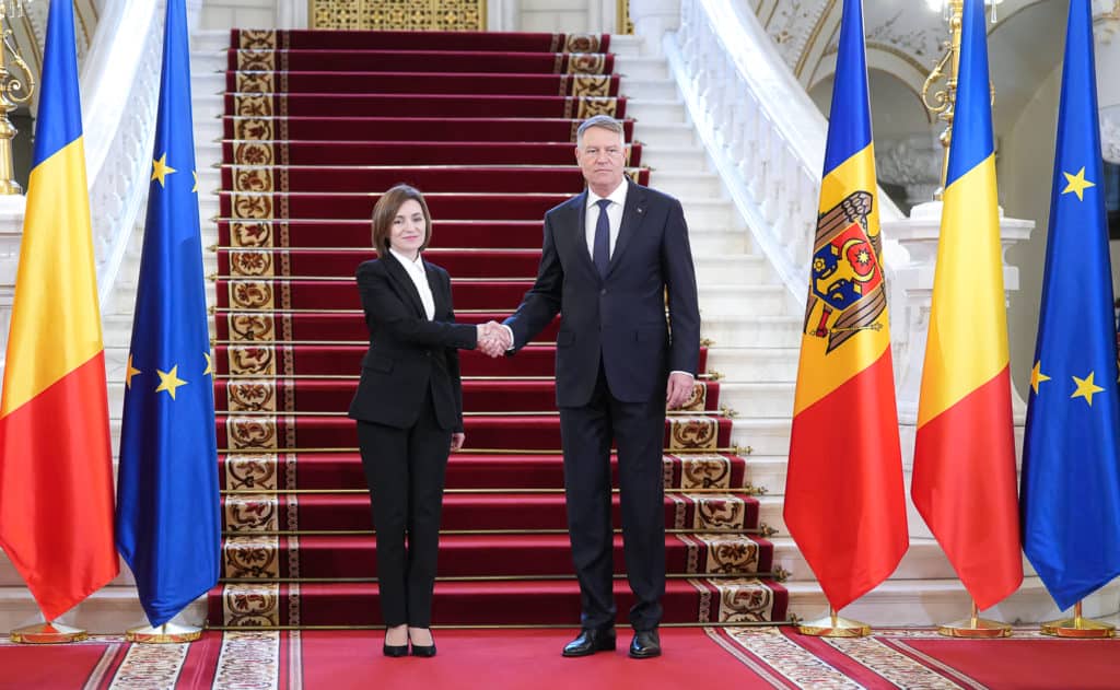 Ce avere are Maia Sandu conform declarației sale. Deține un apartament de 74mp comparativ cu omologul său român, președintele cu șase case
