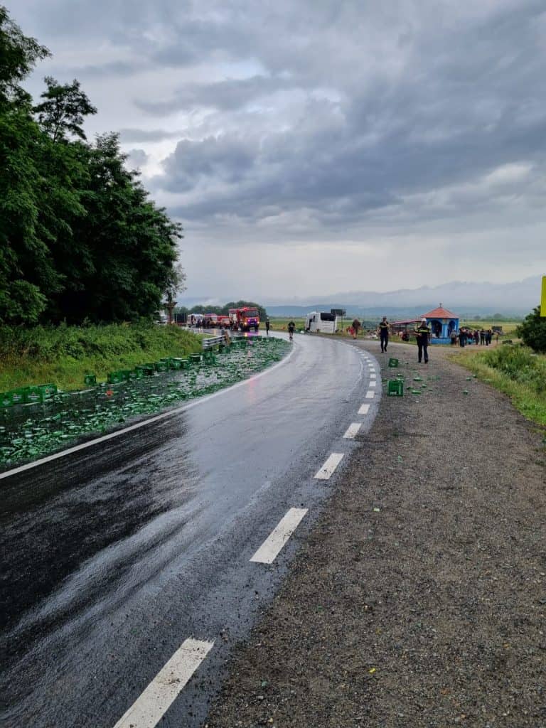 Planul Roșu, la Sibiu. Accident între un autocar şi un autocamion
