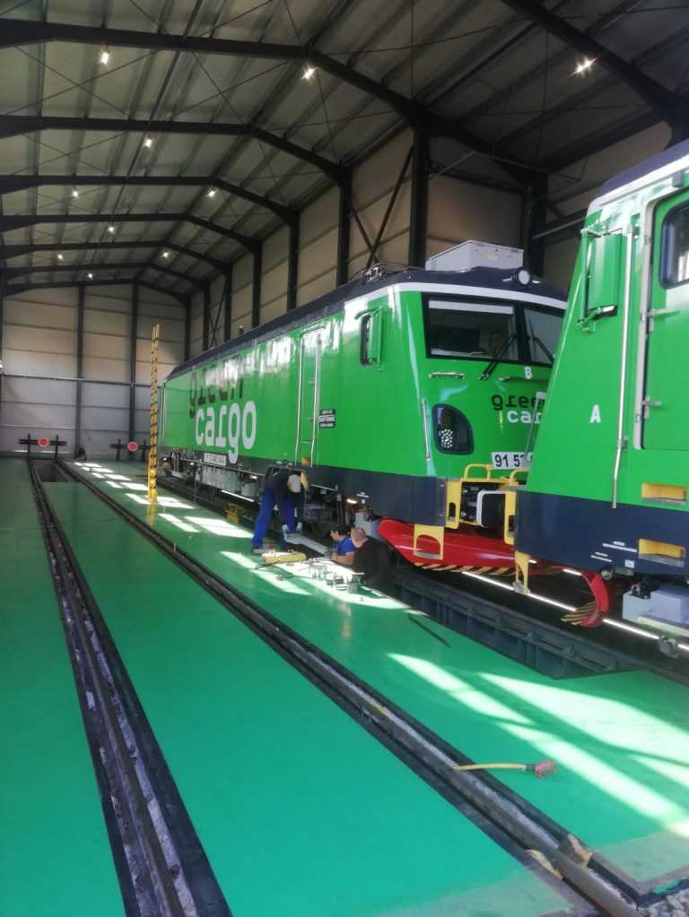 Softronic va mai construi o fabrică la Craiova