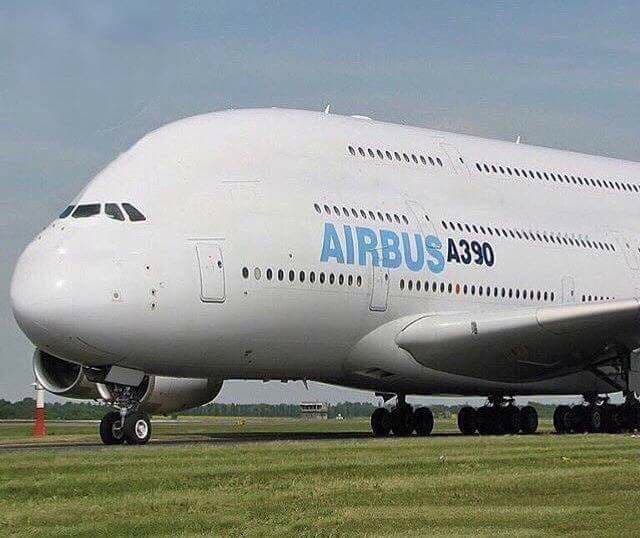 O primă privire asupra Airbus A-390, avionul viitorului care poate transporta aproximativ 1.000 de pasageri