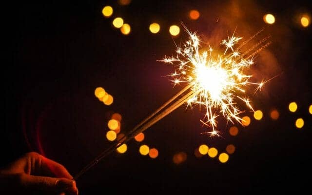 Mesaje de Anul Nou! SMS-uri, felicitări, dar și urări de Revelion pentru cei dragi