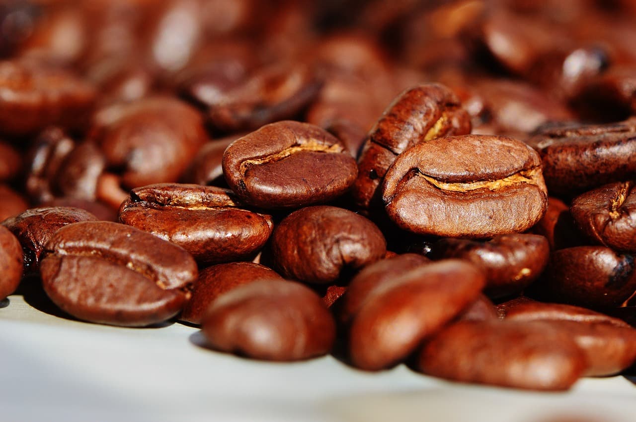Preţul cafelei a atins un nou nivel record, pe fondul posibilelor sancţiuni impuse de SUA Columbiei