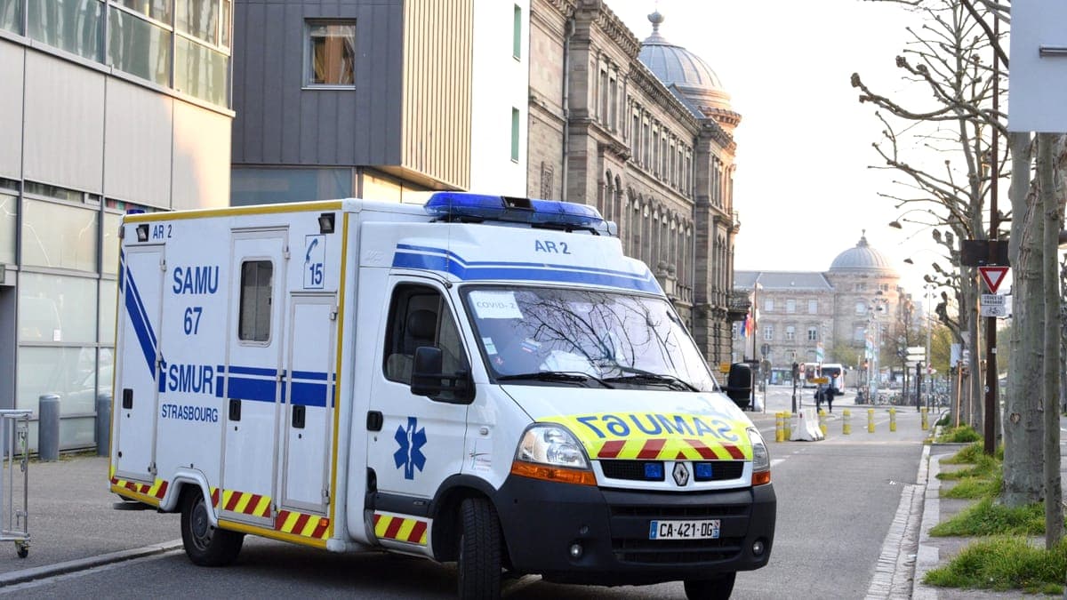 Doi români, tată și fiu, au murit în Franța. Un zid s-a prăbușit peste ei în timp ce lucrau pe șantier
