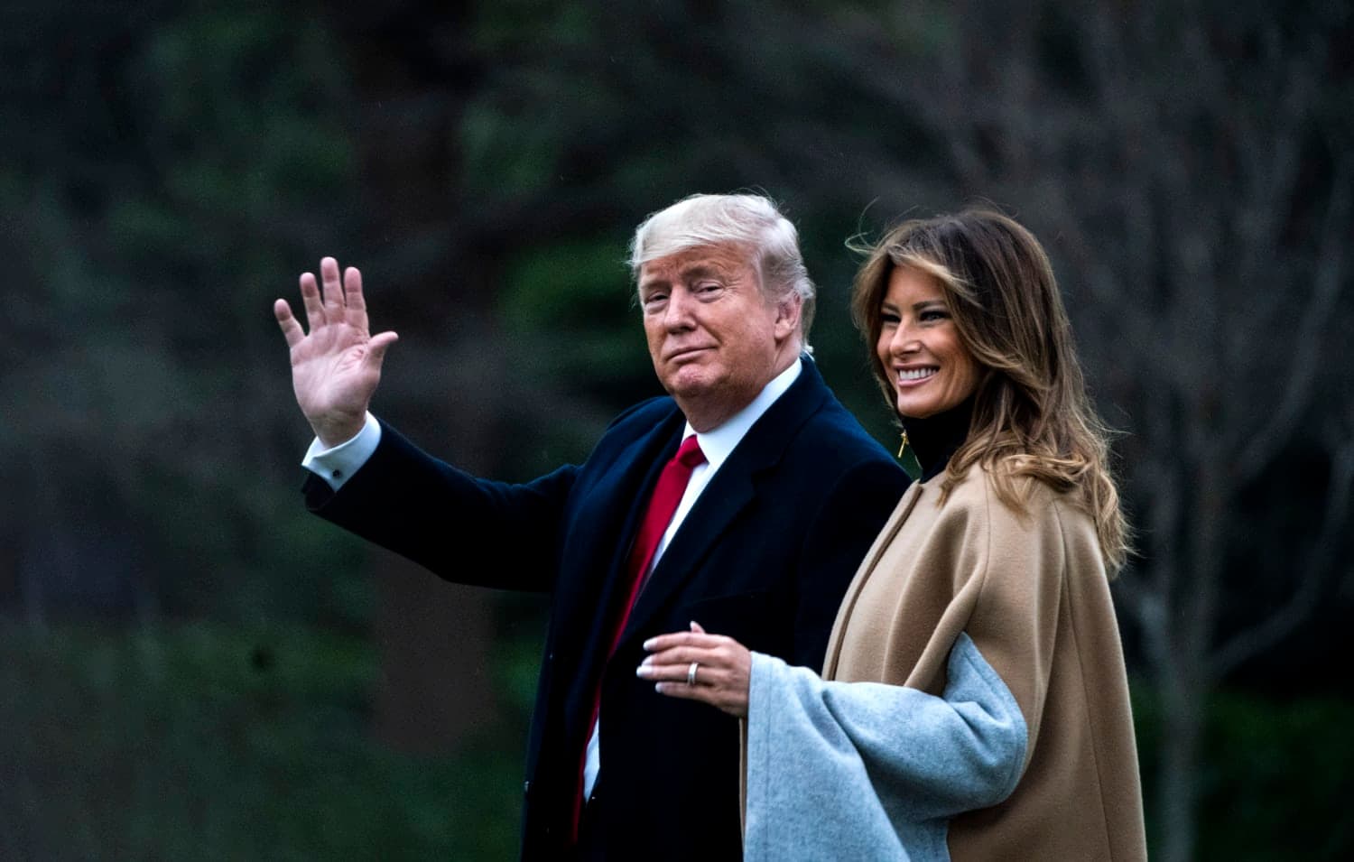 Donald Trump se întoarce victorios la Washington