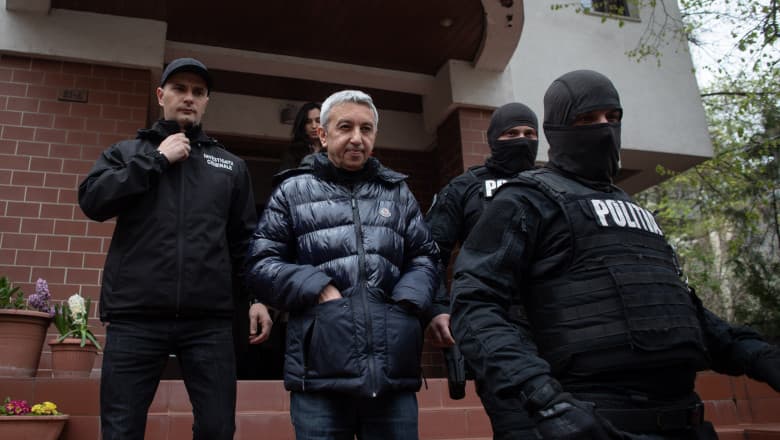 Dan Diaconescu, condamnat la 8 ani și 4 luni de închisoare cu executare. Ce i-a interzis instanța