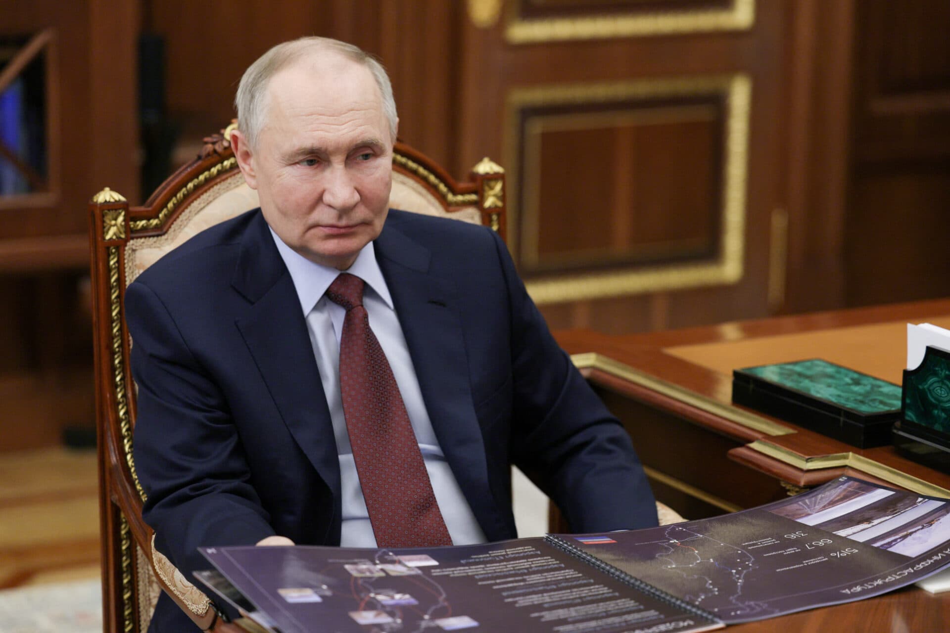 Putin își dezvăluie intențiile. Pace, dar în condițiile lui