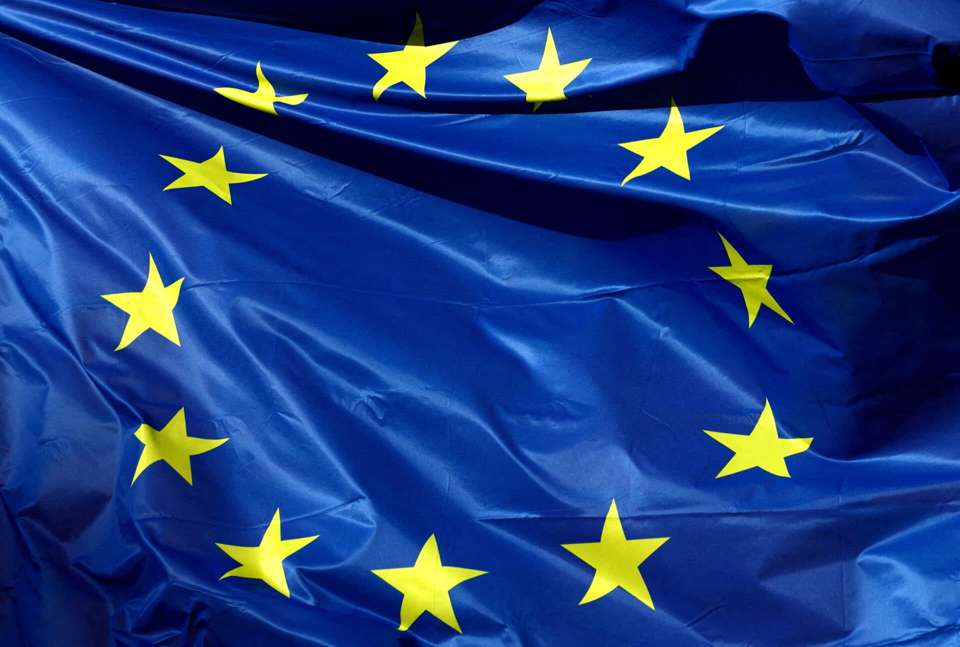 Războiul tarifelor. UE se pregătește să riposteze împotriva măsurilor lui Trump