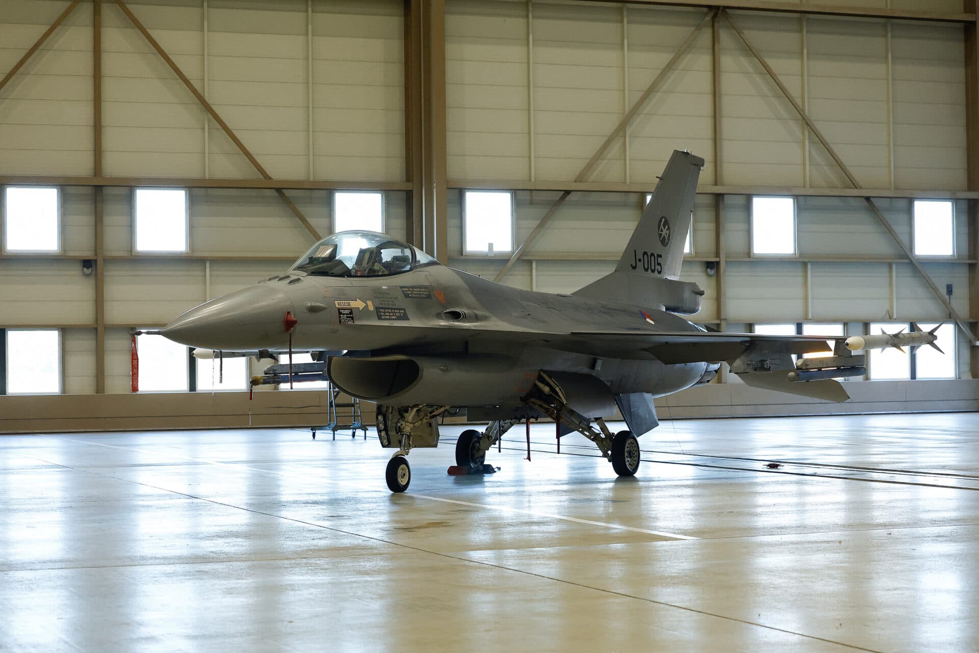 Puterea aeriană a Ucrainei crește. Sprijin occidental fără precedent
