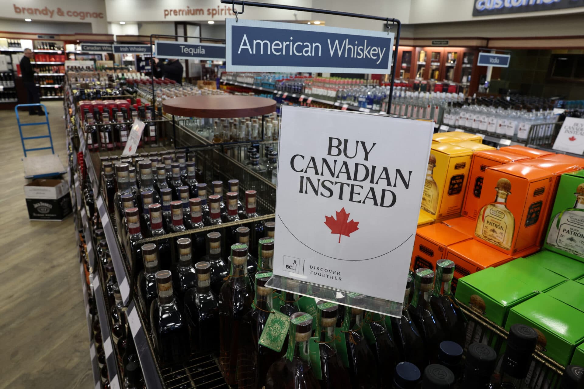 America vs. restul lumii. Trump pariază pe tarife, dar cine va plăti prețul?