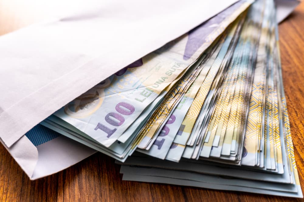 Creșterea veniturilor nu mai ține pasul cu costul vieții. România, între aparență și realitate