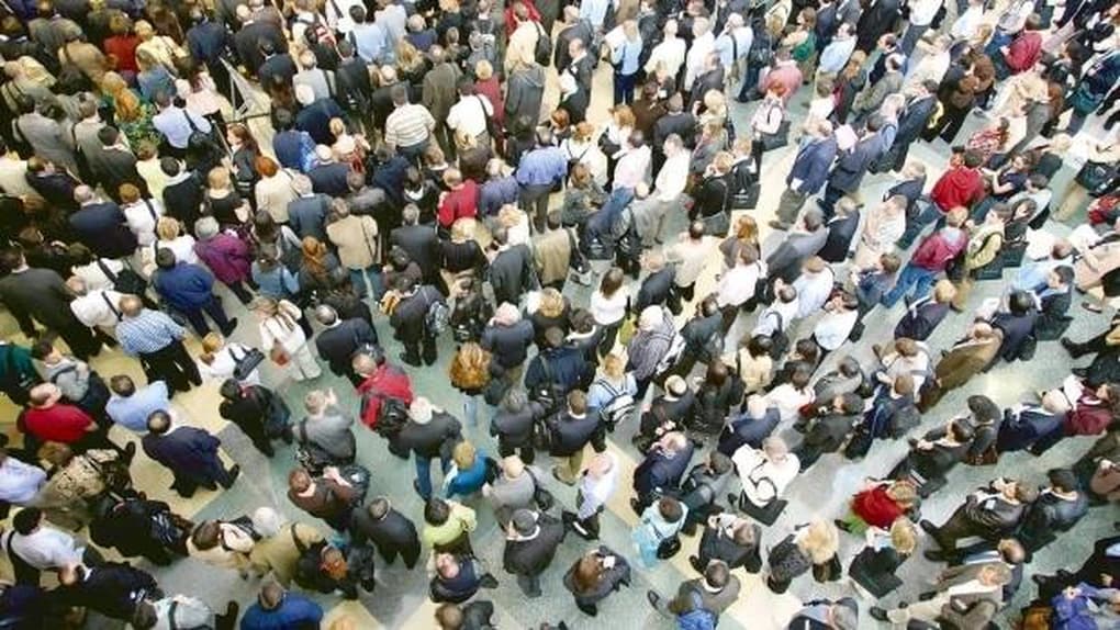 Piața muncii din România, între deficit cronic și îmbătrânirea populației. Avertismentul BNR