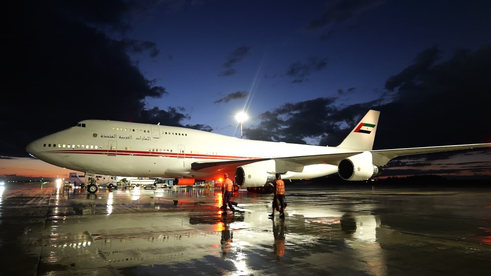 Spectacol la Otopeni: caii Casei Regale au aterizat pentru Mondialul de Anduranță!