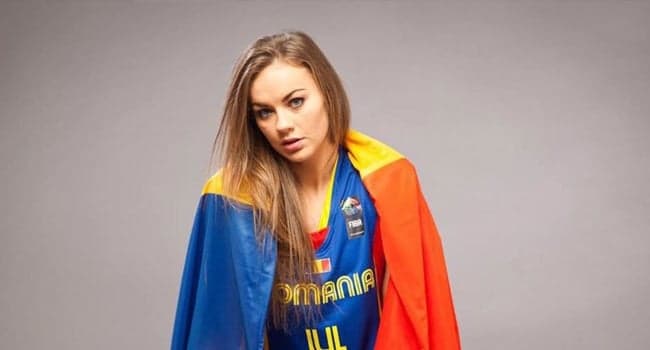 Miss Baschet prinde aripi când are fetița alături la meciuri