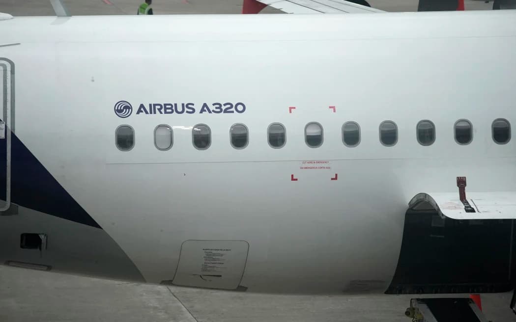 Acțiunile Airbus scad. Compania a transmis că se confruntă cu noi probleme