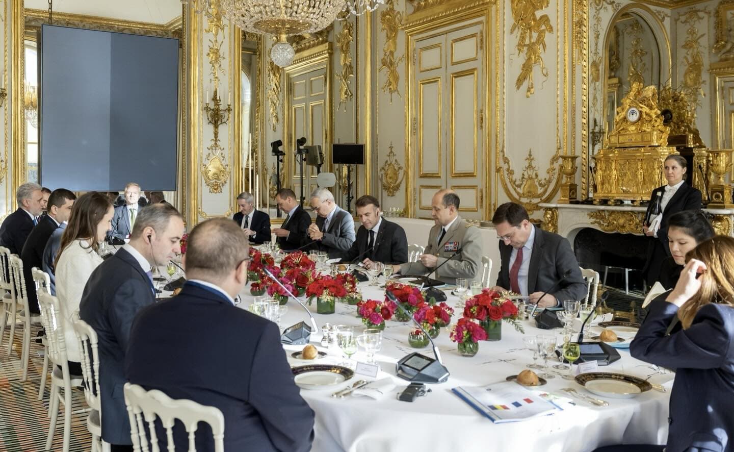 România își întărește alianța cu Franța. Întâlnire decisivă între Alexandru Nazare și Emmanuel Macron