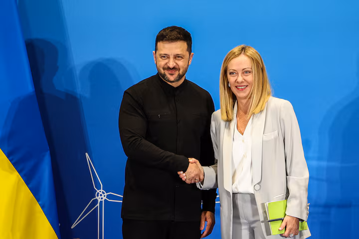 Giorgia Meloni, premierul Italiei, a anunțat noi măsuri de sprijin pentru Ucraina în contextul negocierilor de pace