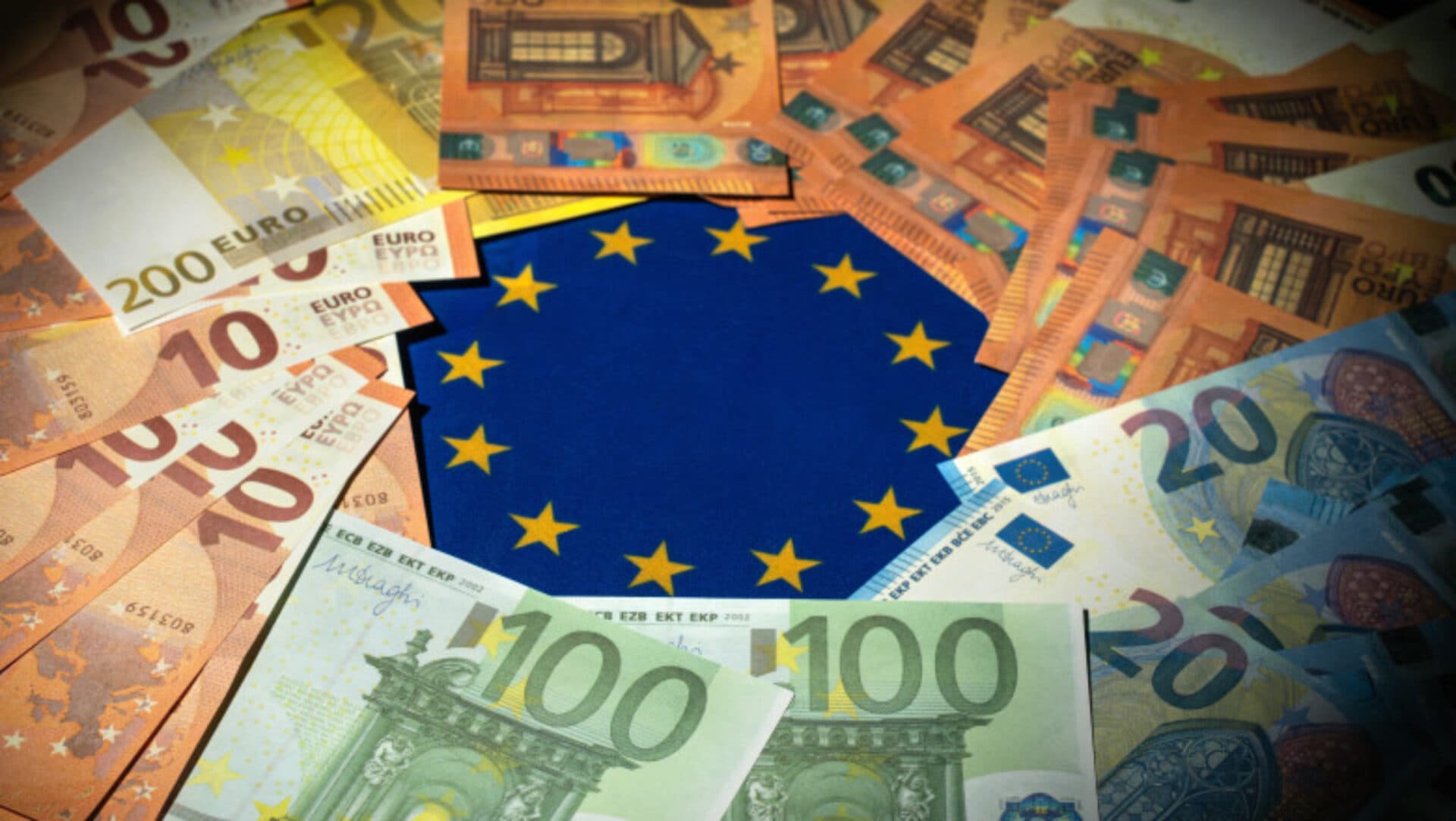 Bancontele euro își schimbă aspectul, după 25 de ani! Când intră în circulație noul euro