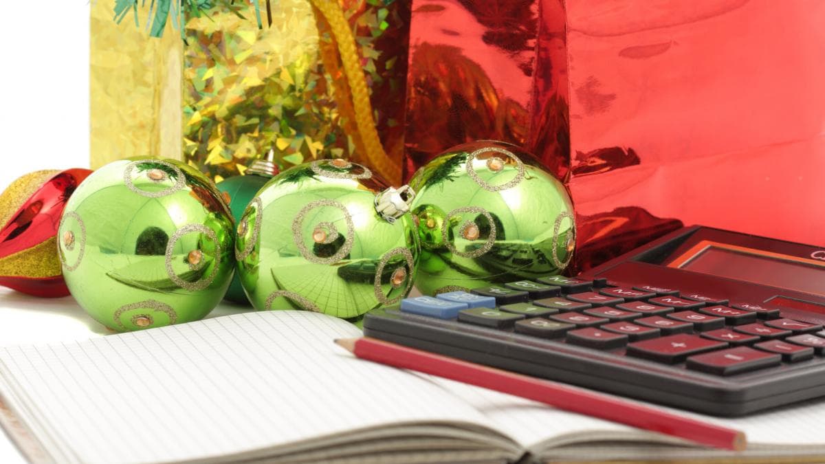 Gestionarea bugetului în decembrie. Strategii pentru cheltuieli și economii inteligente