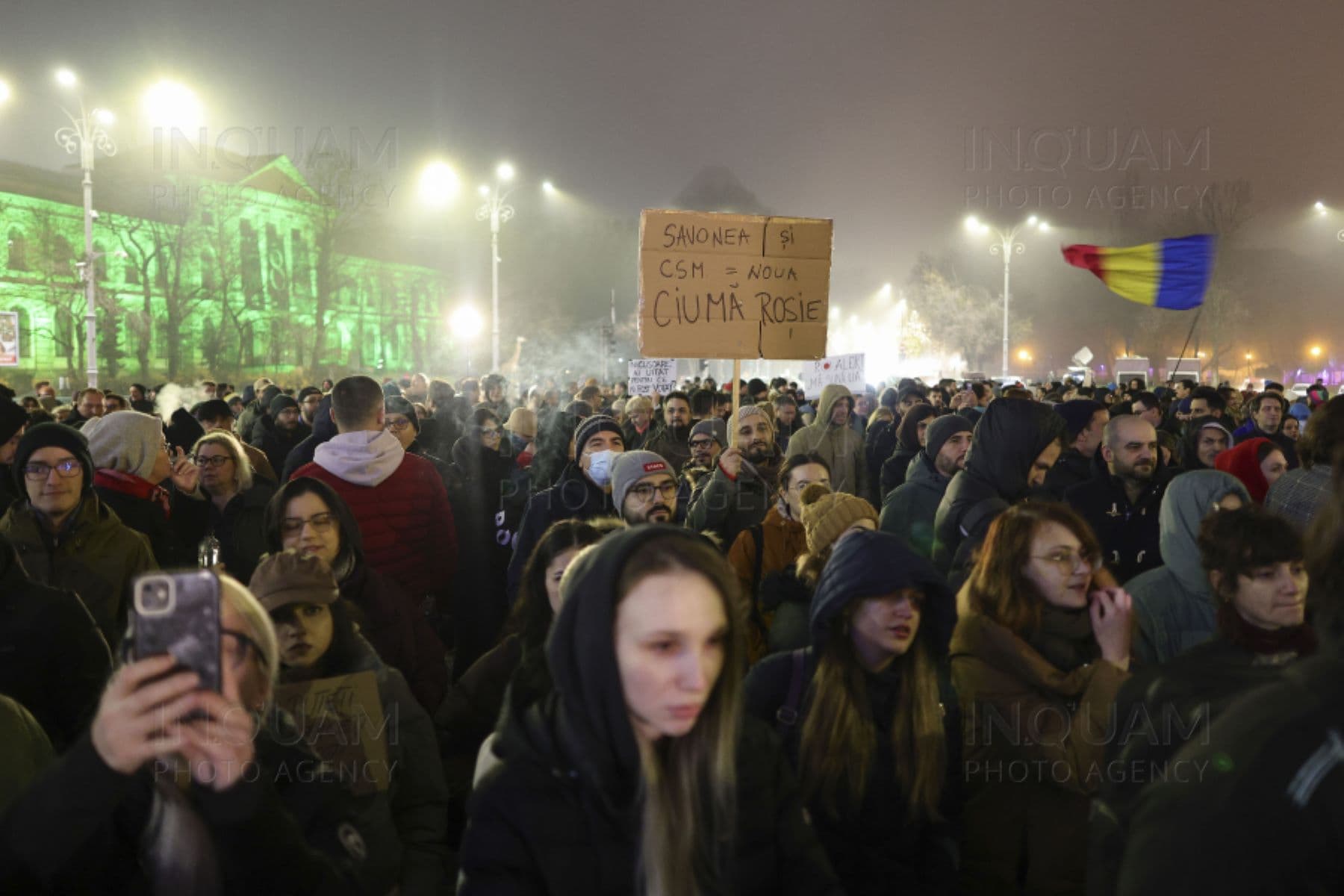 ”Afară, afară, eşti mult prea specială” - strada către Lia Savonea