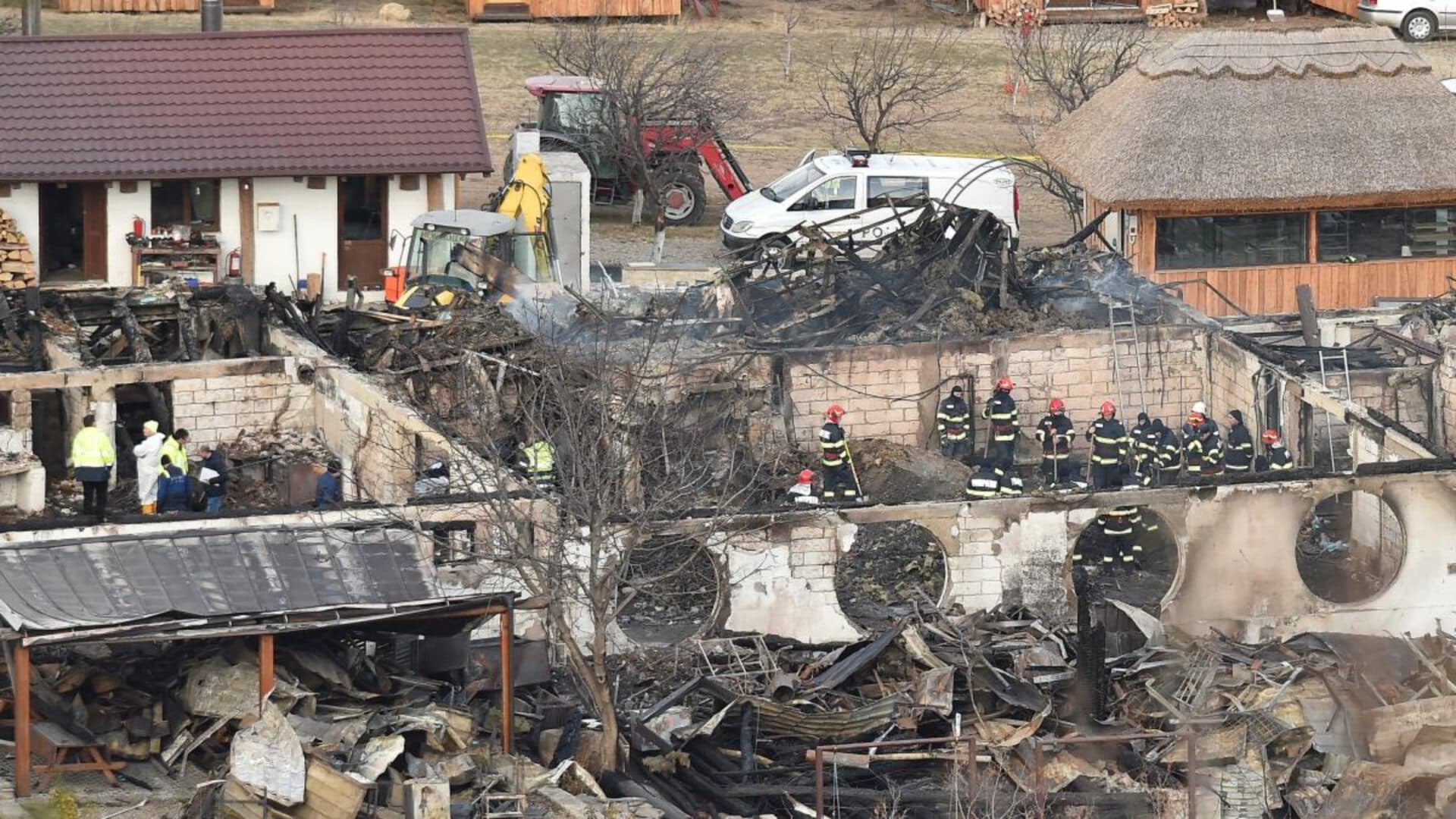 Vinovații pentru incendiul devastator de la Ferma Dacilor. La doi ani de la tragedie, dosarul a fost trimis în instanță