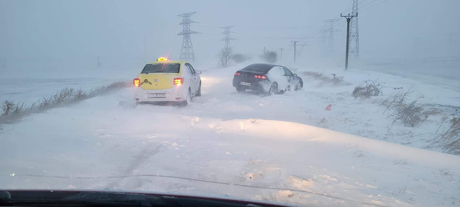 Meteorologii avertizează: zăpadă și vânt puternic în mai multe regiuni din țară/ Au fost emise trei coduri galbene