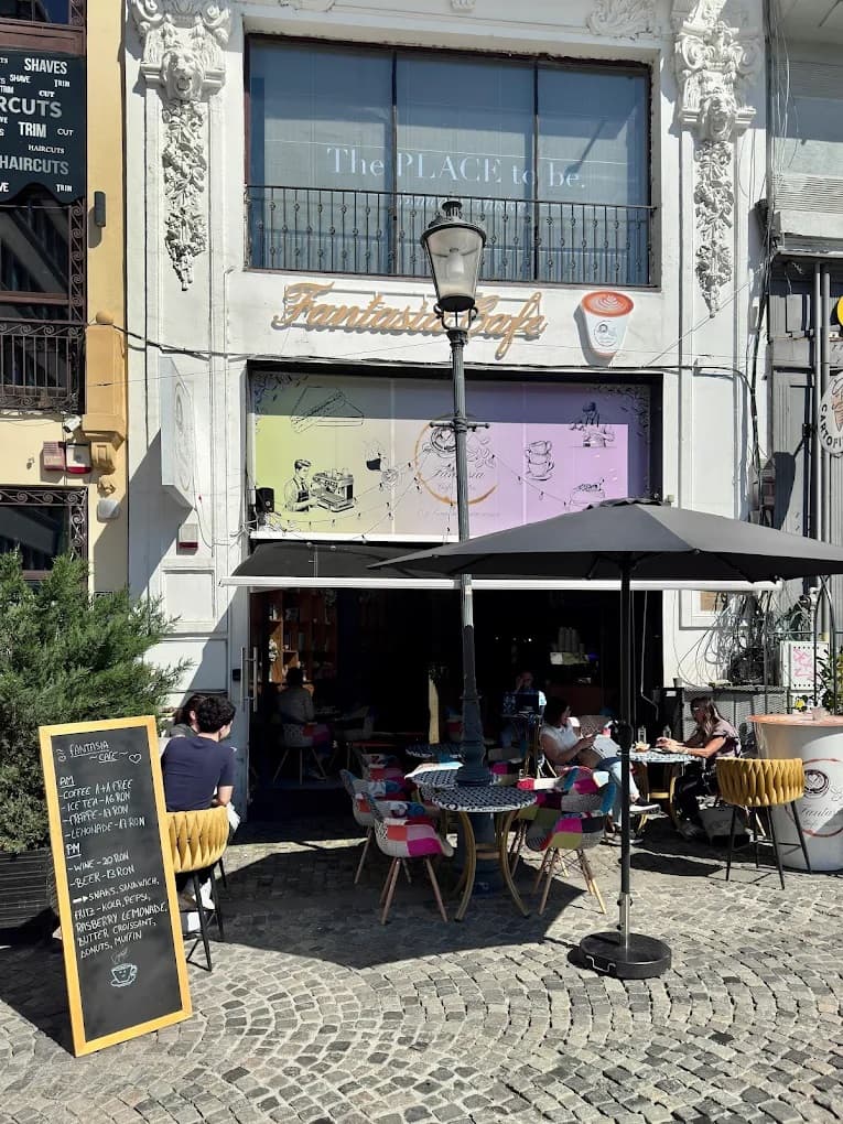 Fantasia Cafe și Tag Aperitivo Bar te invită la Bistro Cafe Lipscani 79 din martie!