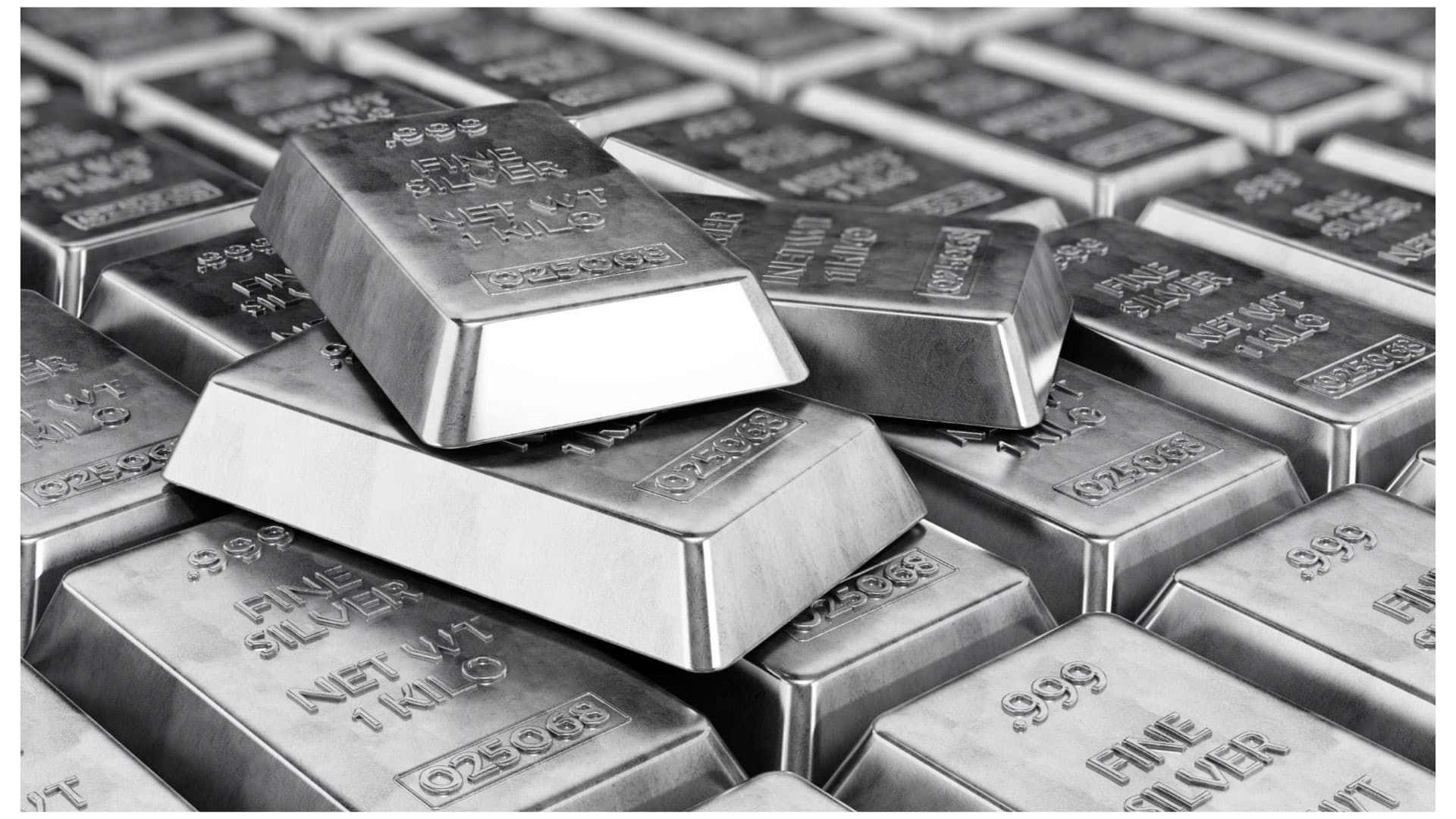 Argint. De ce românii ar trebui să investească în metalul prețios