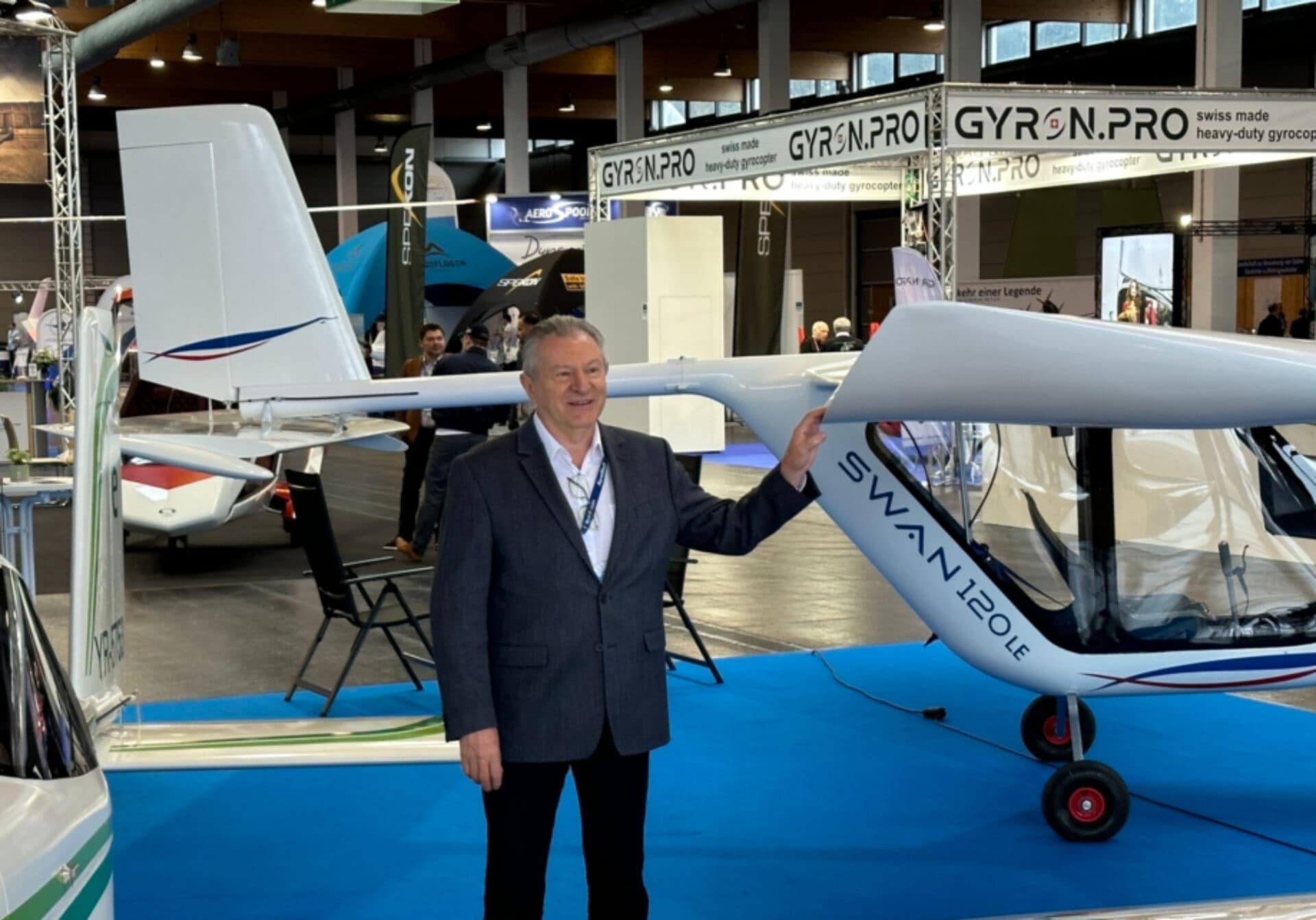 Fostul ministru Radu Berceanu constuiește avioane ultraușoare. Prețurile pentru pornesc de la 29.000 de euro!