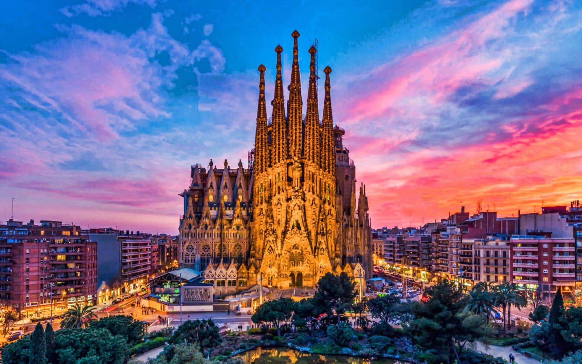 Sagrada Familia din Barcelona va fi finalizată în 2026, după 144 de ani de la începerea lucrărilor