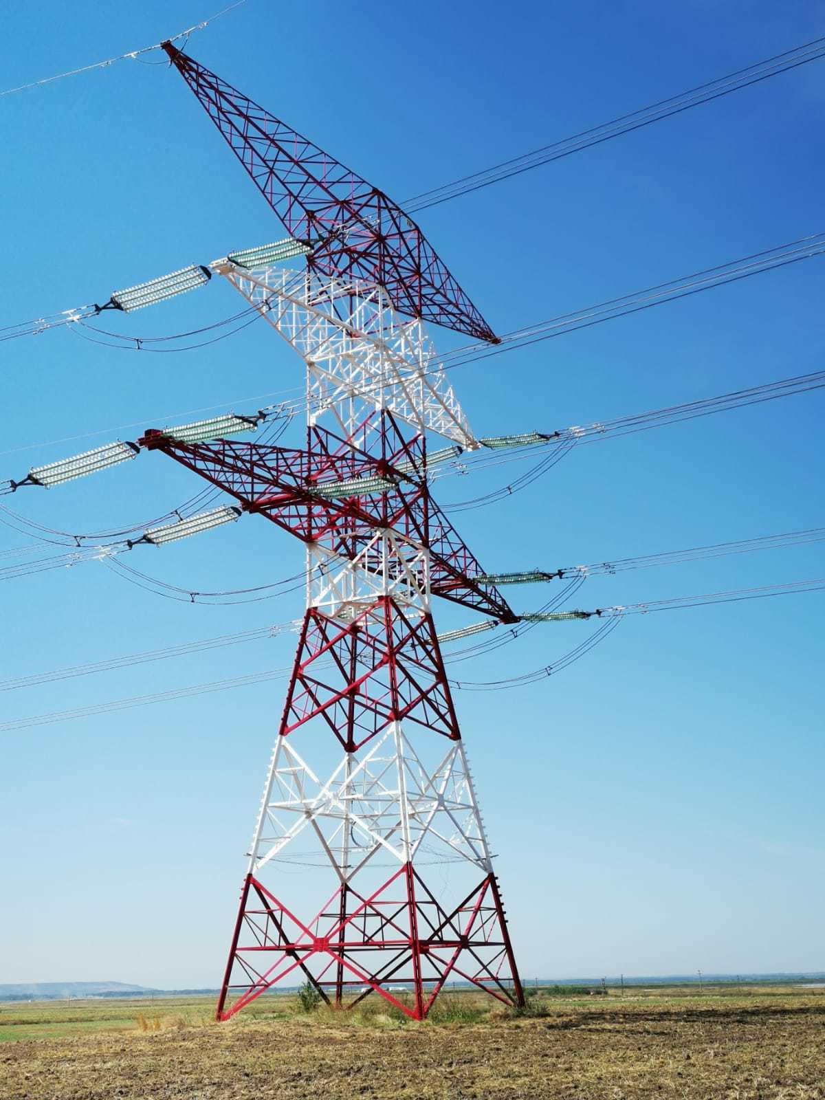 Liderii Austriei, Cehiei şi Slovaciei cer UE să reducă preţurile energiei, pentru a proteja competitivitatea industriei europene