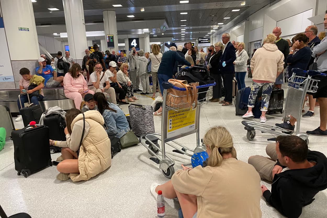 Ce trebuie să facă românii blocați în Israel și Orientul Mijlociu și cei care au cumpărat vacațe. Președintele ANAT: ”Cheltuielile de cazare și transport sunt suportate de turiști”