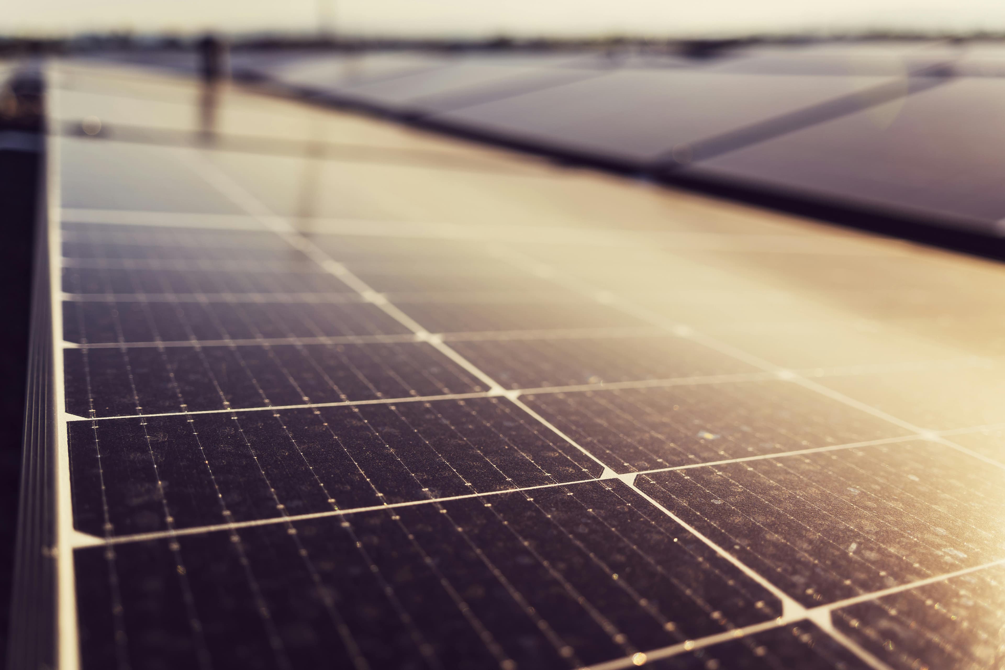 UE testează noi soluții de stocare a energiei pentru integrarea regenerabilelor