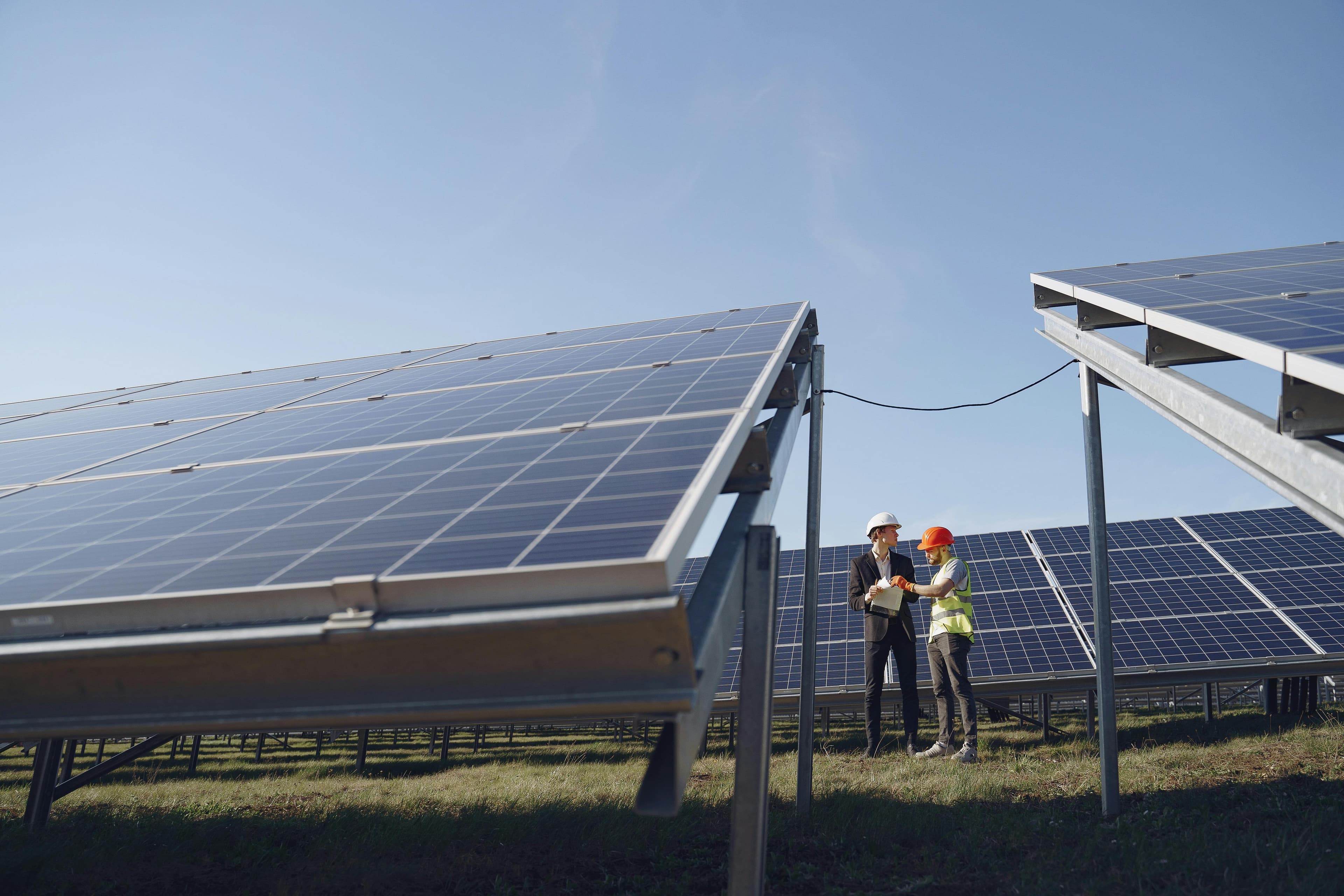 Fraudă de aproape 1 milion de euro în fonduri UE pentru energie solară, anchetă în Slovenia