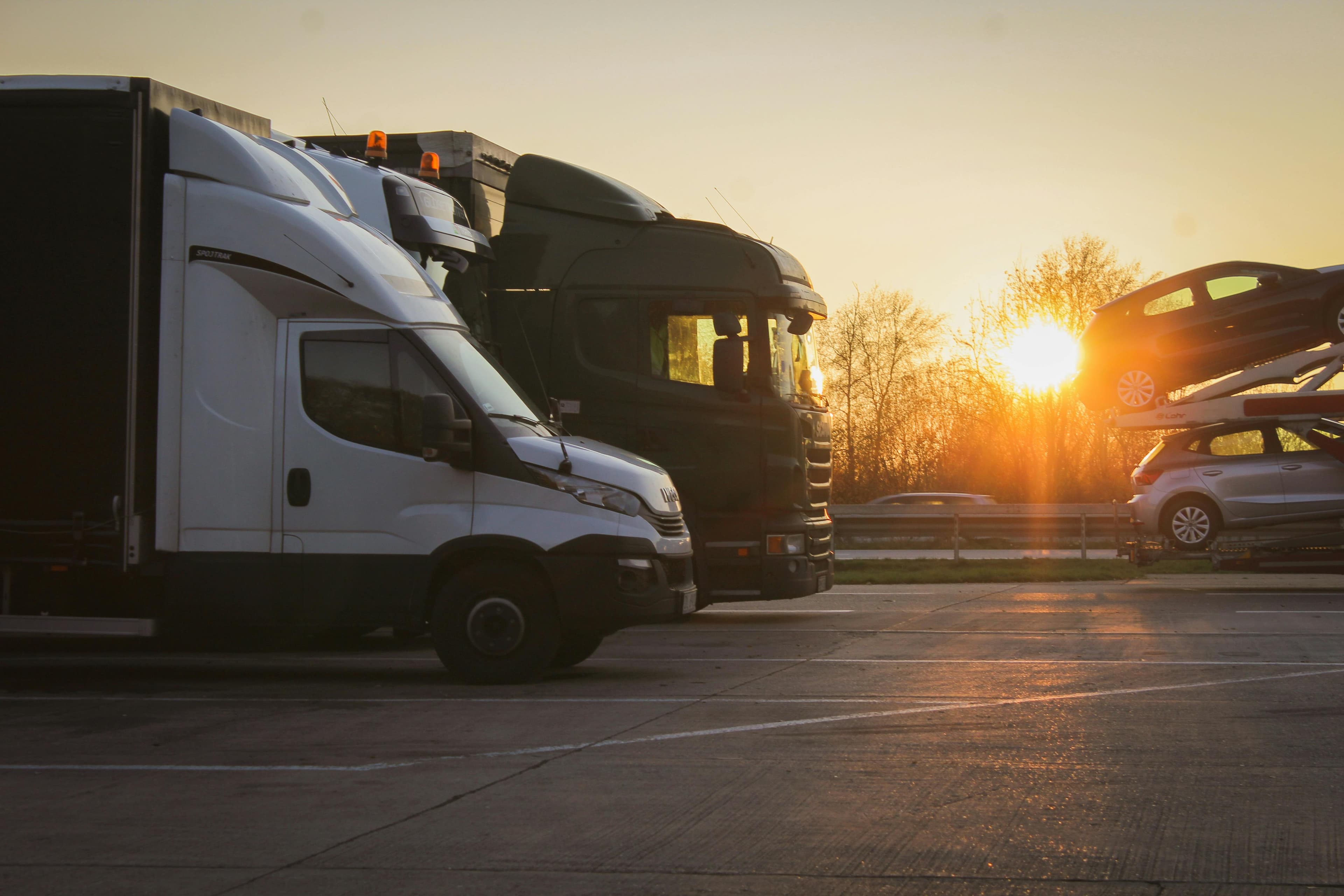 Parlamentul European susține o metodă unică de calcul al emisiilor din transport