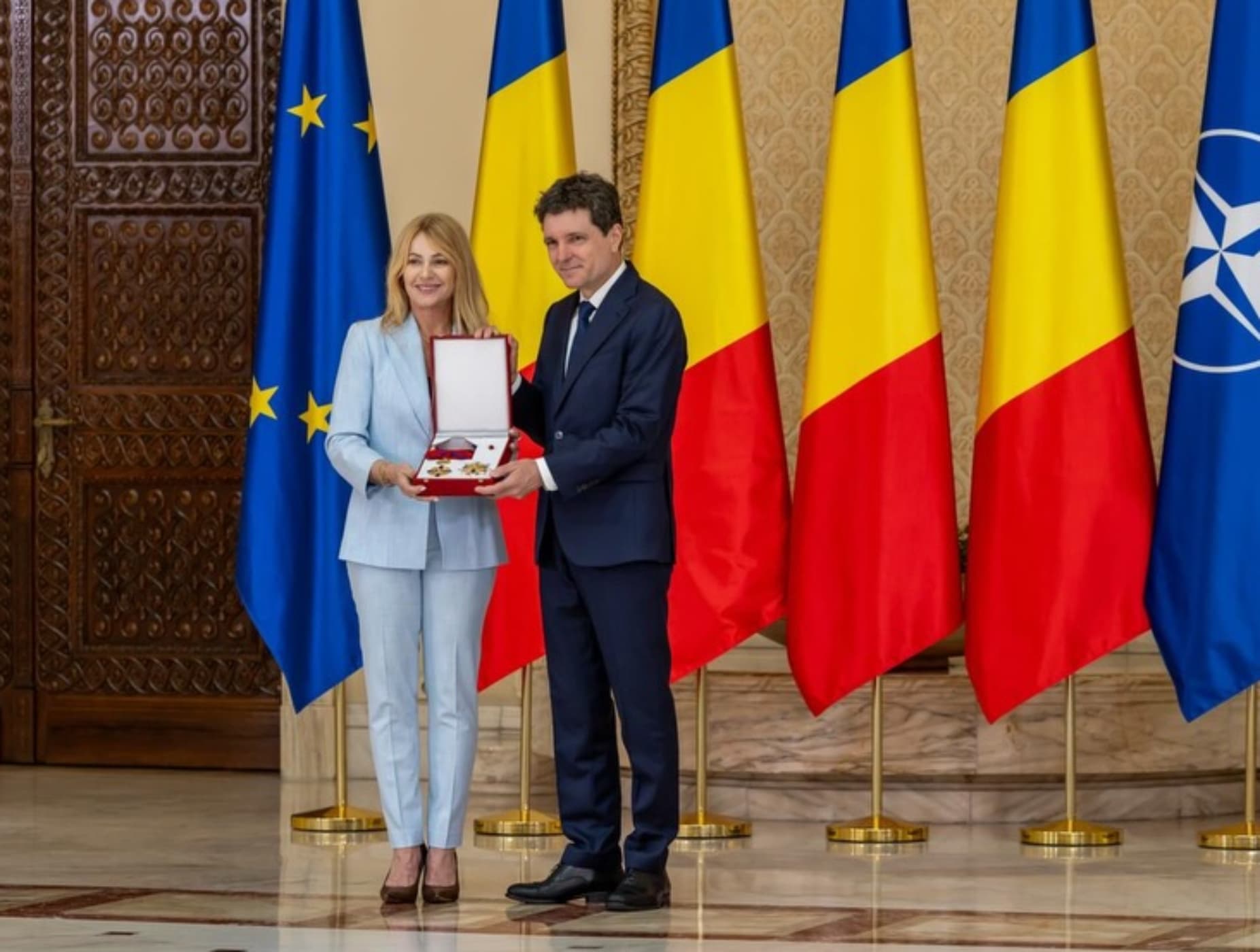 Nadia Comăneci, decorată de președintele Nicușor Dan la Palatul Cotroceni cu Ordinul „Steaua României” în grad de Mare Cruce
