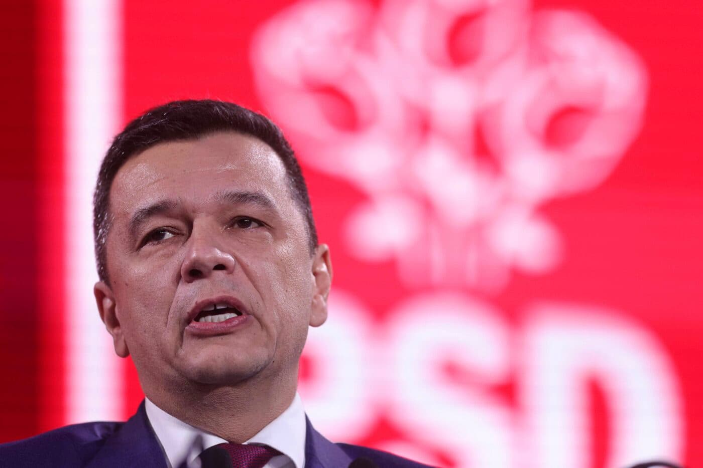 PSD s-a prăbușit în sondaje. PNL urcă puternic