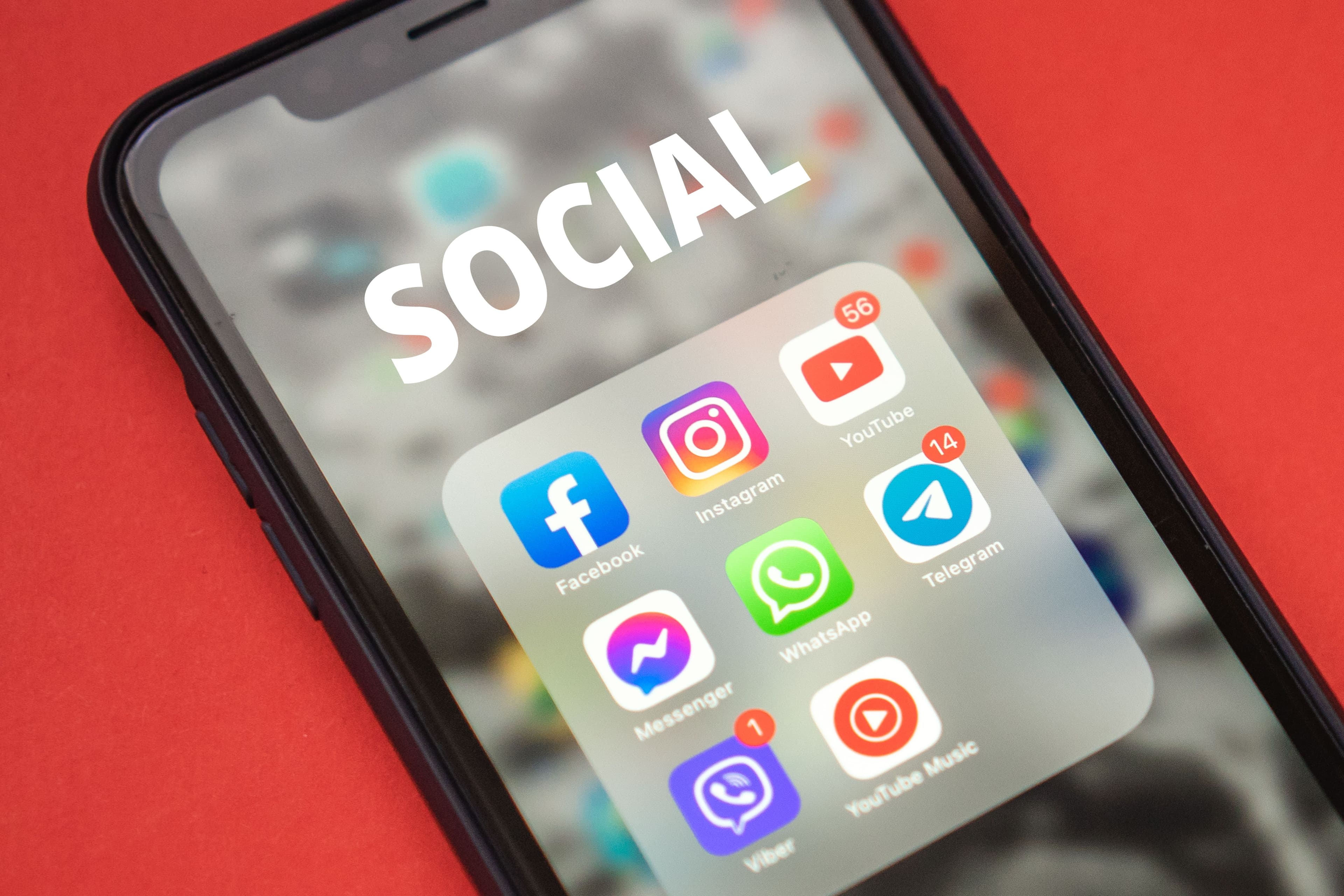 Observatorul European al Mass-Mediei Digitale avertizează asupra creșterii dezinformării bazate pe identitate