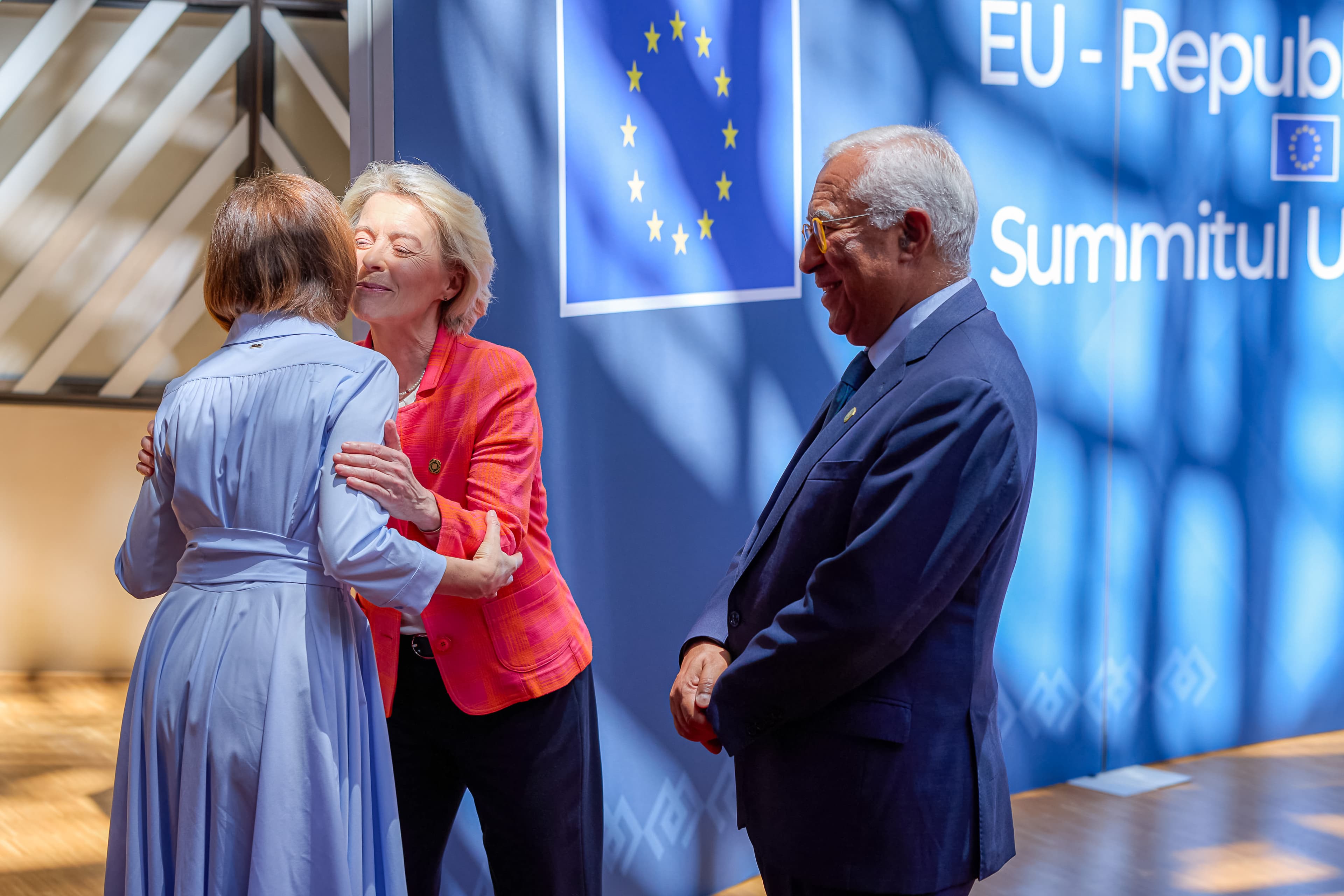 Comisia Europeană spune că Republica Moldova trebuie să deschidă rapid toate clusterele de negociere cu Uniunea Europeană