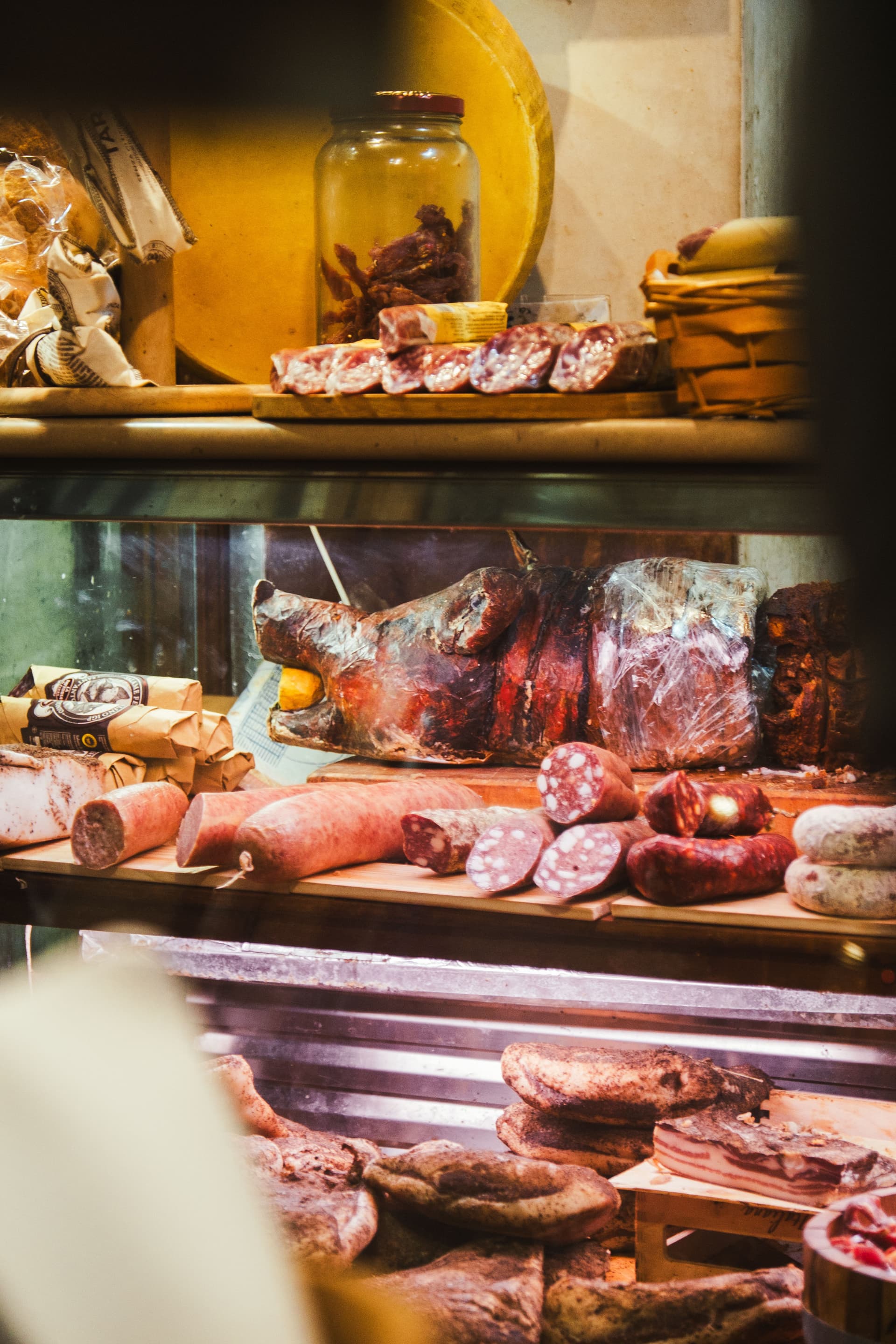 O gură de oxigen pentru fermieri. Prețurile alimentelor ar trebui să scadă, iar producătorii să primească mai mulți bani