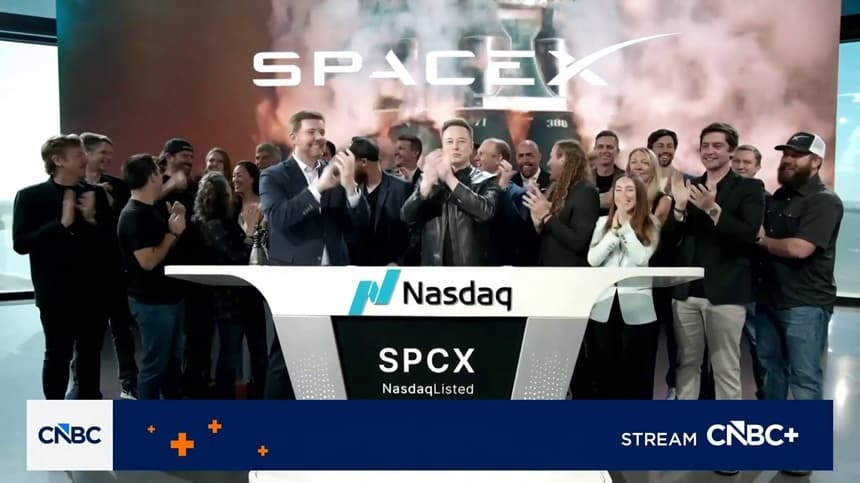 SpaceX a încheiat prima sa zi de tranzacţionare la o capitalizare de 2.100 de miliarde de dolari, intrând pe locul 6 în topul celor mai valoroase companii din lume